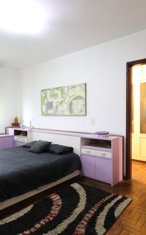 Casa à venda com 352m², 4 quartos e 8 vagasSuíte
