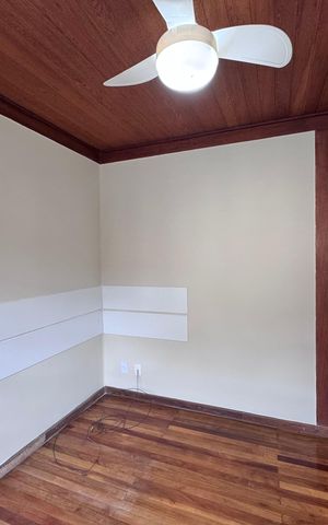 Casa de condomínio à venda com 250m², 4 quartos e 1 vagaQuarto 2
