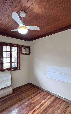 Casa de condomínio à venda com 250m², 4 quartos e 1 vagaQuarto 1