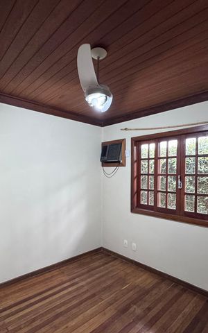 Casa de condomínio à venda com 250m², 4 quartos e 1 vagaQuarto 1