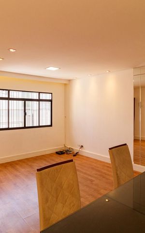 Casa à venda com 84m², 2 quartos e 1 vaga Casa à venda com 84m², 2 quartos e 1 vagaSala