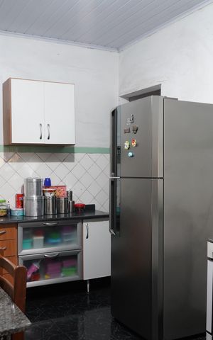 Casa à venda com 250m², 2 quartos e 4 vagasCozinha 