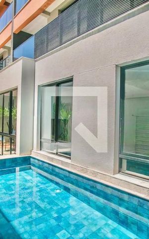 Studio à venda com 28m², 1 quarto e sem vagaÁrea comum - Piscina