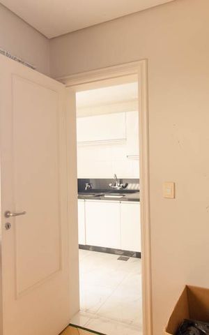 Apartamento à venda com 322m², 4 quartos e 4 vagas Apartamento à venda com 322m², 4 quartos e 4 vagasQuarto de Serviço