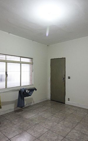 Casa à venda com 310m², 2 quartos e 3 vagasSala