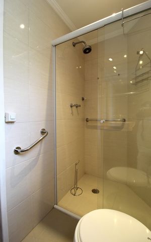 Apartamento à venda com 129m², 3 quartos e 2 vagasBanheiro da Suíte