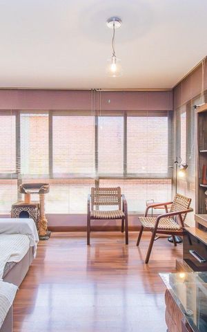 Apartamento à venda com 91m², 2 quartos e 2 vagas Apartamento à venda com 91m², 2 quartos e 2 vagasSala