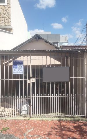 Casa para alugar com 50m², 1 quarto e sem vaga Casa para alugar com 50m², 1 quarto e sem vagaFachada