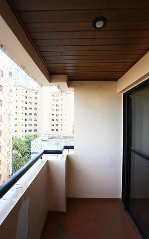 Apartamento à venda com 176m², 4 quartos e 4 vagas Apartamento à venda com 176m², 4 quartos e 4 vagasVaranda da Sala
