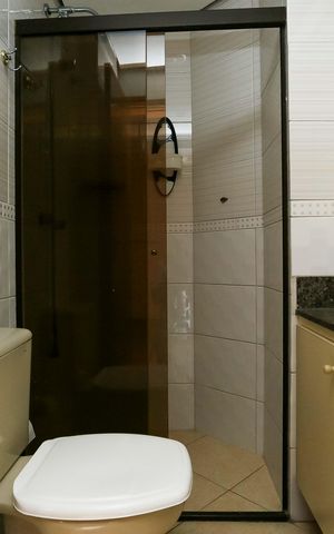 Apartamento à venda com 176m², 4 quartos e 4 vagas Apartamento à venda com 176m², 4 quartos e 4 vagasBanheiro da Suíte