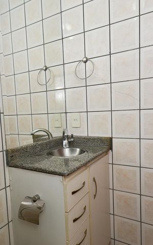 Apartamento para alugar com 70m², 3 quartos e 1 vaga Apartamento para alugar com 70m², 3 quartos e 1 vagaBanheiro da Suíte