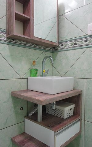 Casa para alugar com 220m², 3 quartos e 2 vagasBanheiro Corredor