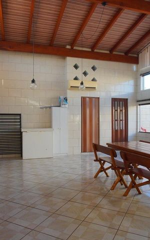 Casa para alugar com 220m², 3 quartos e 2 vagasÁrea de Serviço