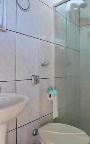 Casa para alugar com 220m², 3 quartos e 2 vagasÁrea de Serviço -Banheiro