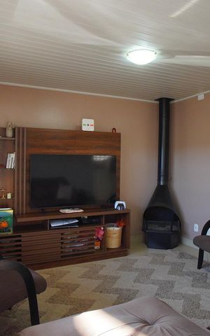 Casa para alugar com 220m², 3 quartos e 2 vagasSala