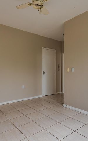 Studio à venda com 35m², 1 quarto e sem vaga Studio à venda com 35m², 1 quarto e sem vagaSala/Quarto