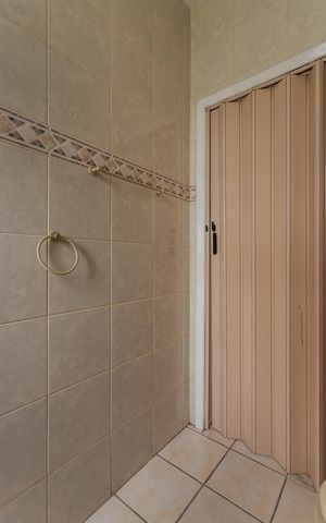 Studio à venda com 35m², 1 quarto e sem vaga Studio à venda com 35m², 1 quarto e sem vagaBanheiro