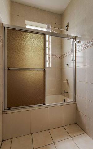Studio à venda com 35m², 1 quarto e sem vaga Studio à venda com 35m², 1 quarto e sem vagaBanheiro