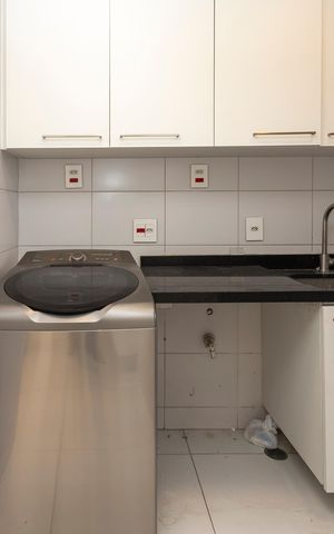 Apartamento à venda com 225m², 4 quartos e 4 vagas Apartamento à venda com 225m², 4 quartos e 4 vagasÁrea de Serviço