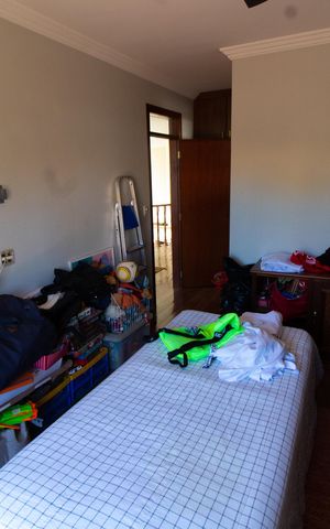 Casa de condomínio à venda com 450m², 4 quartos e 4 vagas Casa de condomínio à venda com 450m², 4 quartos e 4 vagasSuíte 2