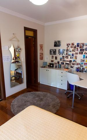 Casa de condomínio à venda com 450m², 4 quartos e 4 vagas Casa de condomínio à venda com 450m², 4 quartos e 4 vagasSuíte 3