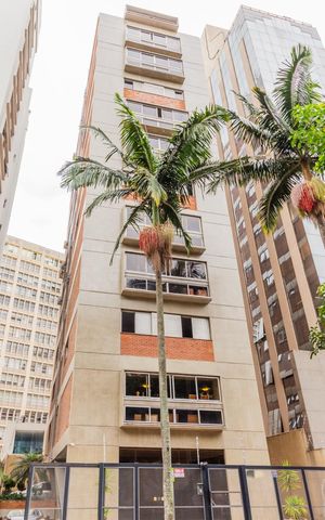 Apartamento à venda com 240m², 3 quartos e 3 vagasFachada