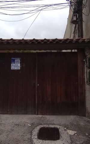 Casa à venda com 90m², 2 quartos e 2 vagasFachada Externa