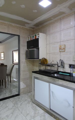Casa à venda com 90m², 2 quartos e 2 vagasCozinha