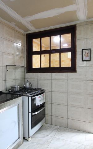 Casa à venda com 90m², 2 quartos e 2 vagasCozinha