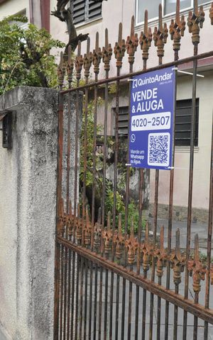 Casa à venda com 300m², 4 quartos e 4 vagasPlaca