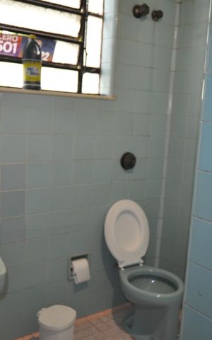 Casa à venda com 300m², 4 quartos e 4 vagasBanheiro
