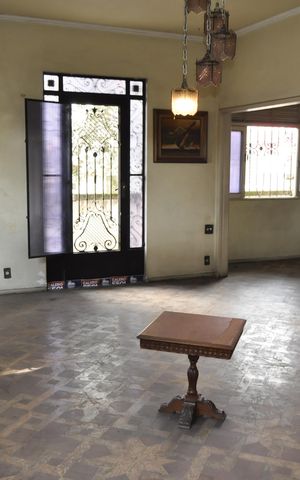 Casa à venda com 300m², 4 quartos e 4 vagasSala