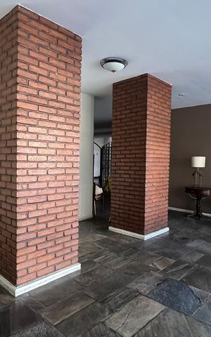 Apartamento à venda com 114m², 3 quartos e sem vaga Apartamento à venda com 114m², 3 quartos e sem vagaHall de entrada