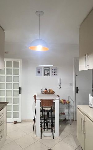 Apartamento à venda com 114m², 3 quartos e sem vaga Apartamento à venda com 114m², 3 quartos e sem vagaCozinha