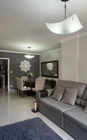 Apartamento à venda com 114m², 3 quartos e sem vaga Apartamento à venda com 114m², 3 quartos e sem vagaSala
