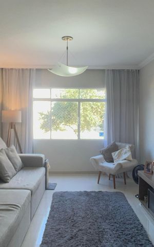 Apartamento à venda com 114m², 3 quartos e sem vaga Apartamento à venda com 114m², 3 quartos e sem vagaSala