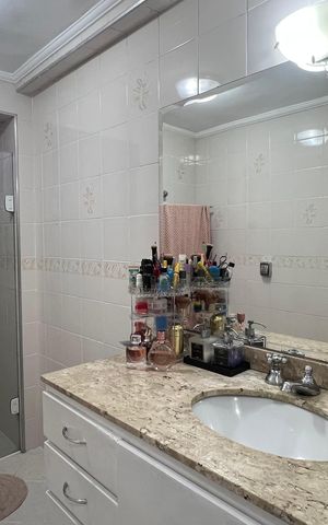 Apartamento à venda com 114m², 3 quartos e sem vaga Apartamento à venda com 114m², 3 quartos e sem vagaBanheiro 2