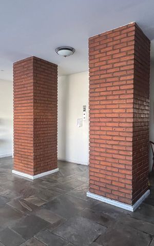 Apartamento à venda com 114m², 3 quartos e sem vaga Apartamento à venda com 114m², 3 quartos e sem vagaHall de entrada