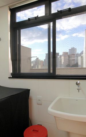 Apartamento à venda com 364m², 4 quartos e 4 vagasÁrea de Serviço