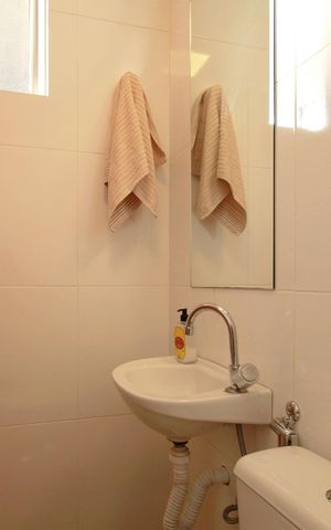 Apartamento à venda com 364m², 4 quartos e 4 vagasBanheiro de serviço