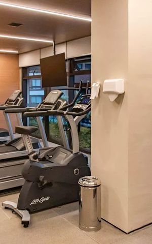 Apartamento à venda com 155m², 3 quartos e 2 vagas Apartamento à venda com 155m², 3 quartos e 2 vagasÁrea comum - Academia