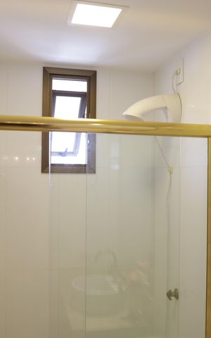 Apartamento para alugar com 116m², 2 quartos e 2 vagasBanheiro Social
