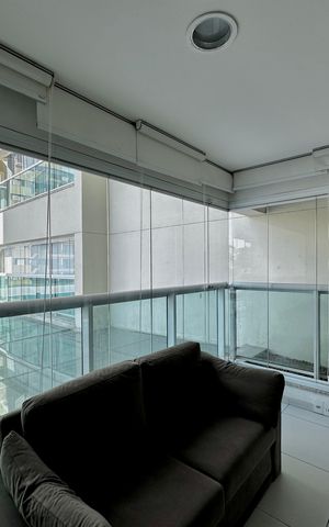 Apartamento à venda com 34m², 1 quarto e 1 vaga Apartamento à venda com 34m², 1 quarto e 1 vagaSacada