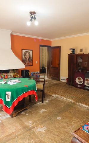 Casa à venda com 140m², 4 quartos e 4 vagas Casa à venda com 140m², 4 quartos e 4 vagasSala 1