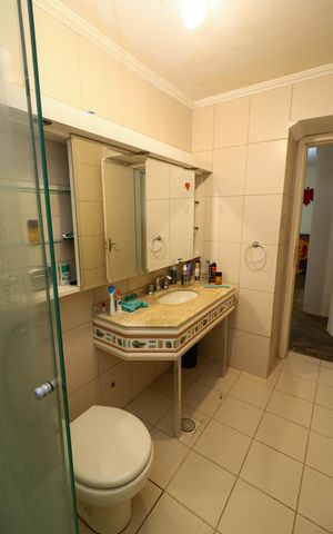 Casa à venda com 140m², 4 quartos e 4 vagas Casa à venda com 140m², 4 quartos e 4 vagasBanheiro Social
