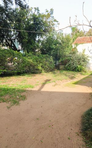 Casa à venda com 140m², 4 quartos e 4 vagas Casa à venda com 140m², 4 quartos e 4 vagasJardim