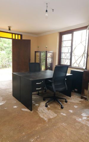 Casa à venda com 140m², 4 quartos e 4 vagas Casa à venda com 140m², 4 quartos e 4 vagasSala 2