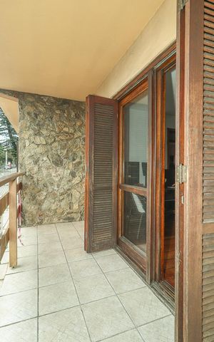 Casa à venda com 200m², 4 quartos e 2 vagasVaranda da Sala