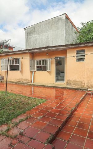 Casa à venda com 200m², 4 quartos e 2 vagasÁrea de Serviço