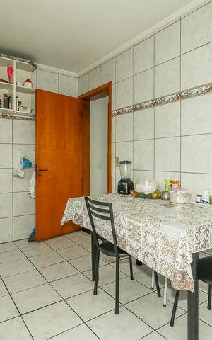 Casa à venda com 200m², 4 quartos e 2 vagasCozinha